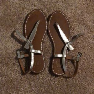Gold Flip Flop Sandals